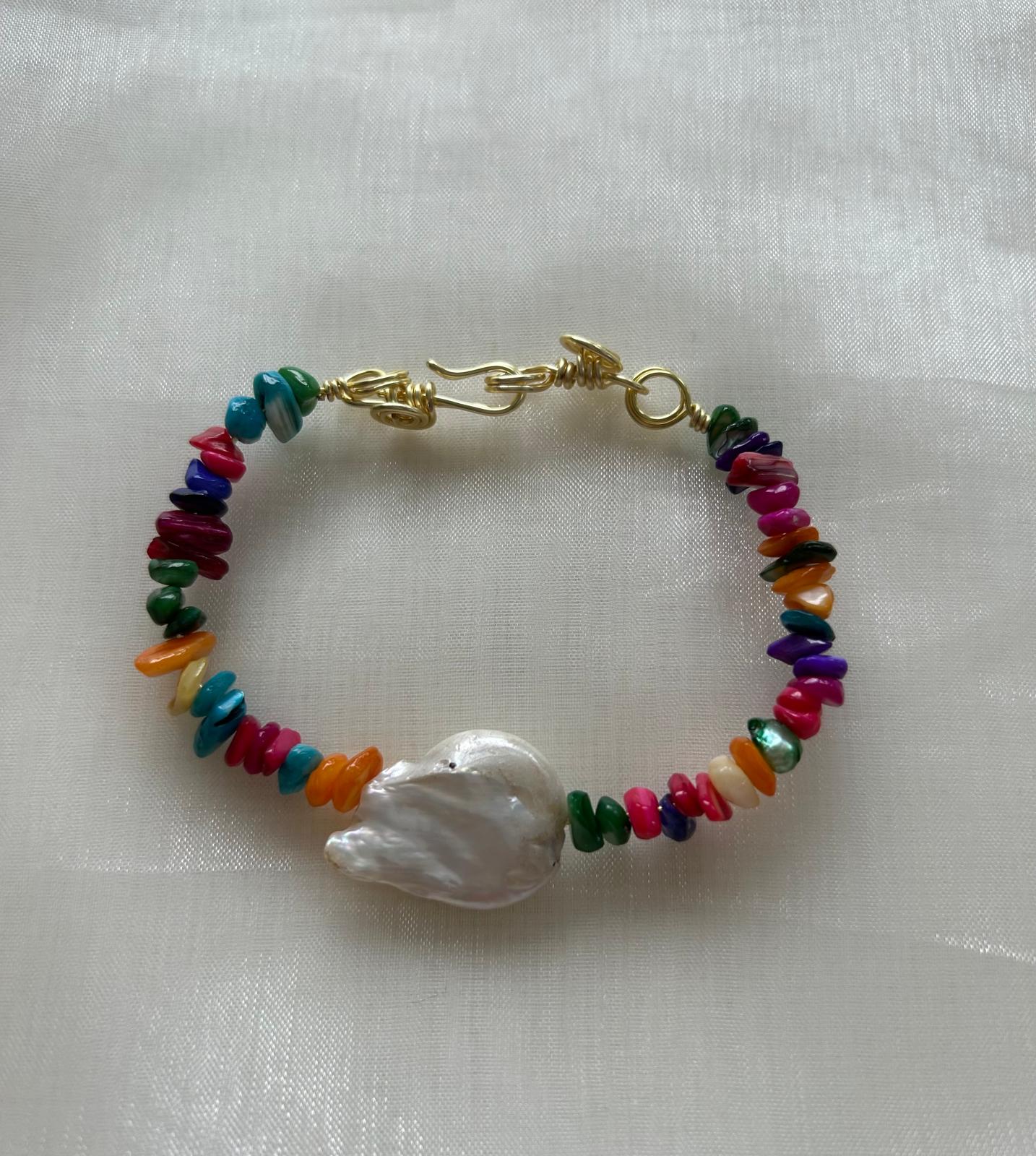 Golden Spectrum Pearl Bracelet