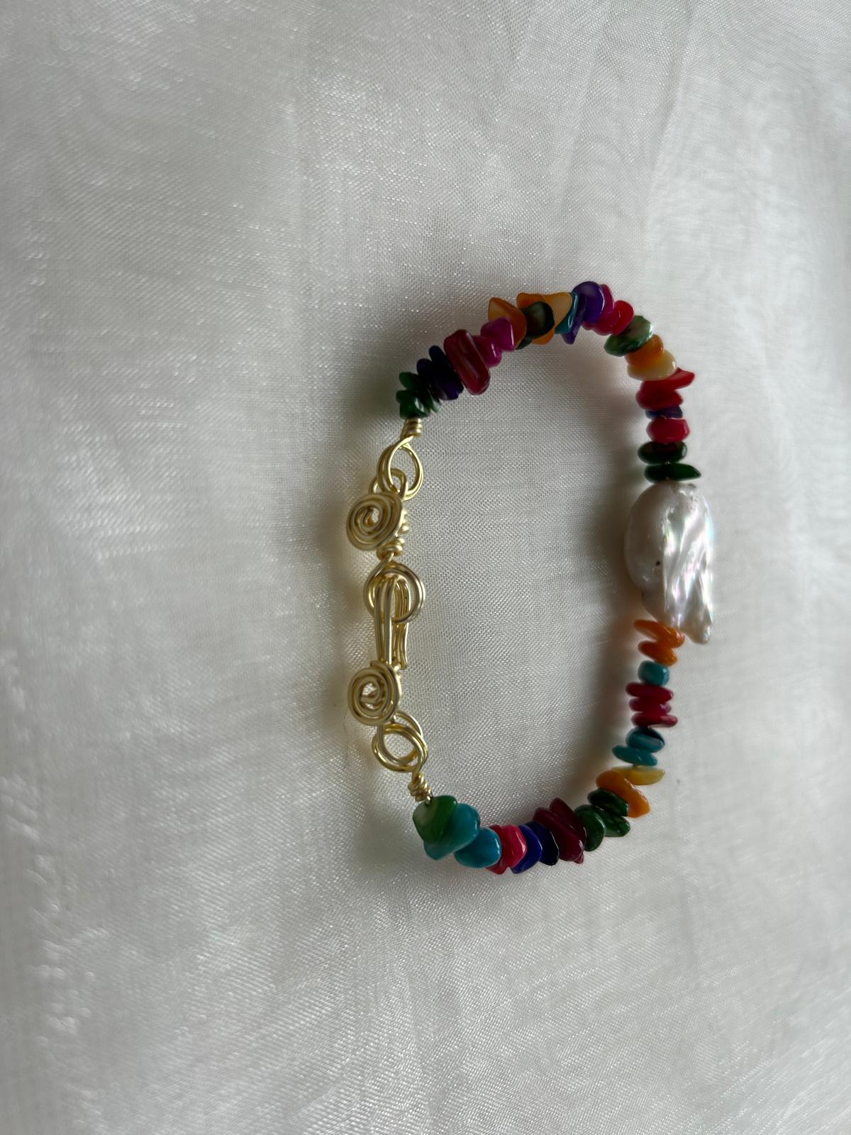 Golden Spectrum Pearl Bracelet