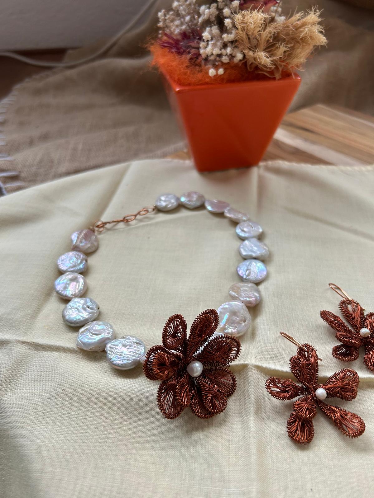 Earthen Pearl Blossom Set