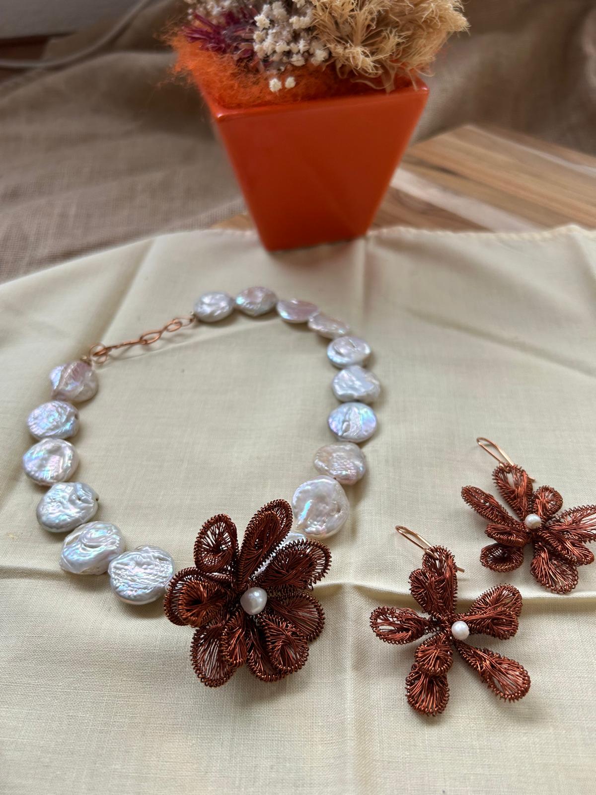 Earthen Pearl Blossom Set