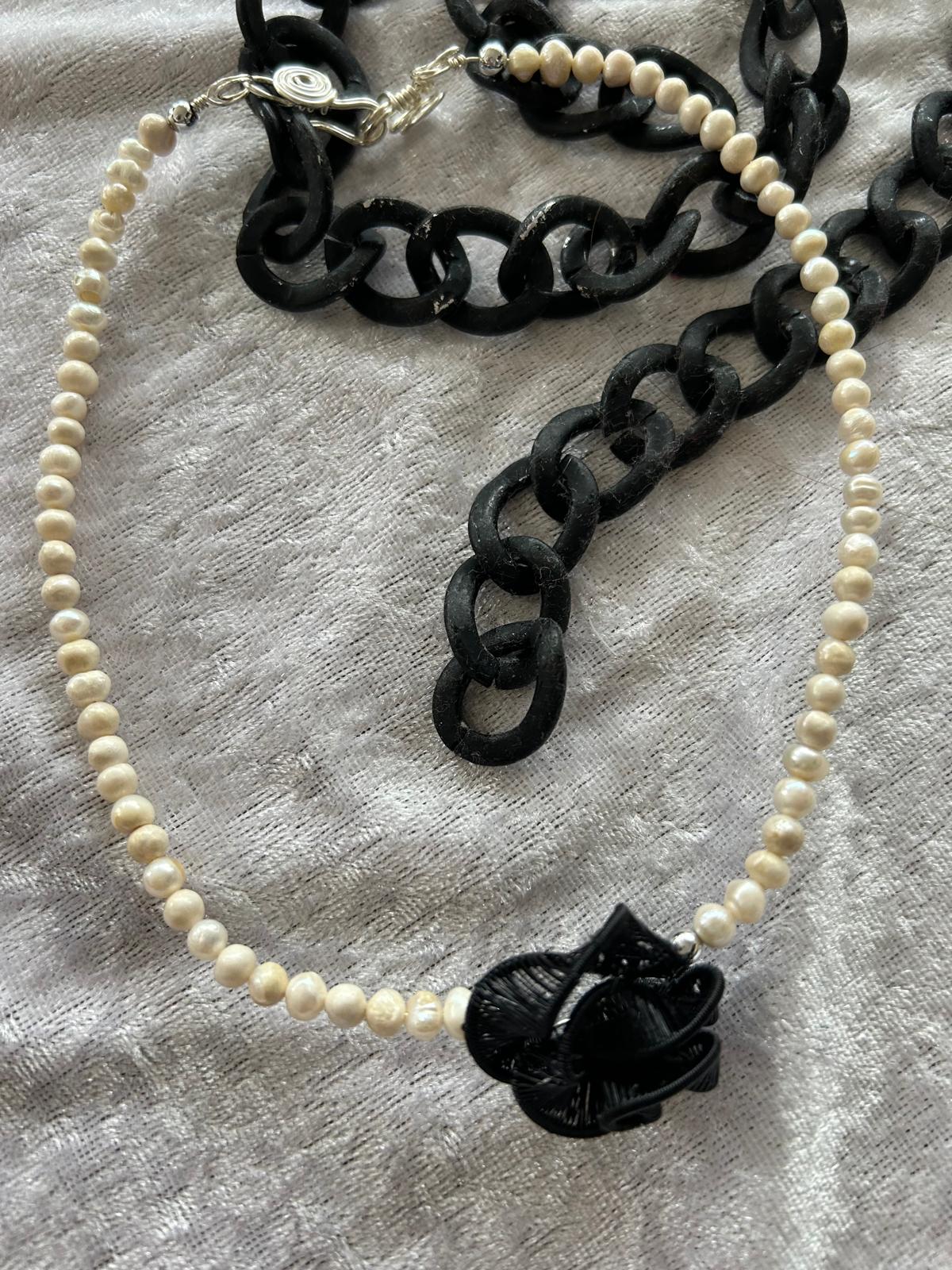 Pearl Rose Elegance Necklace