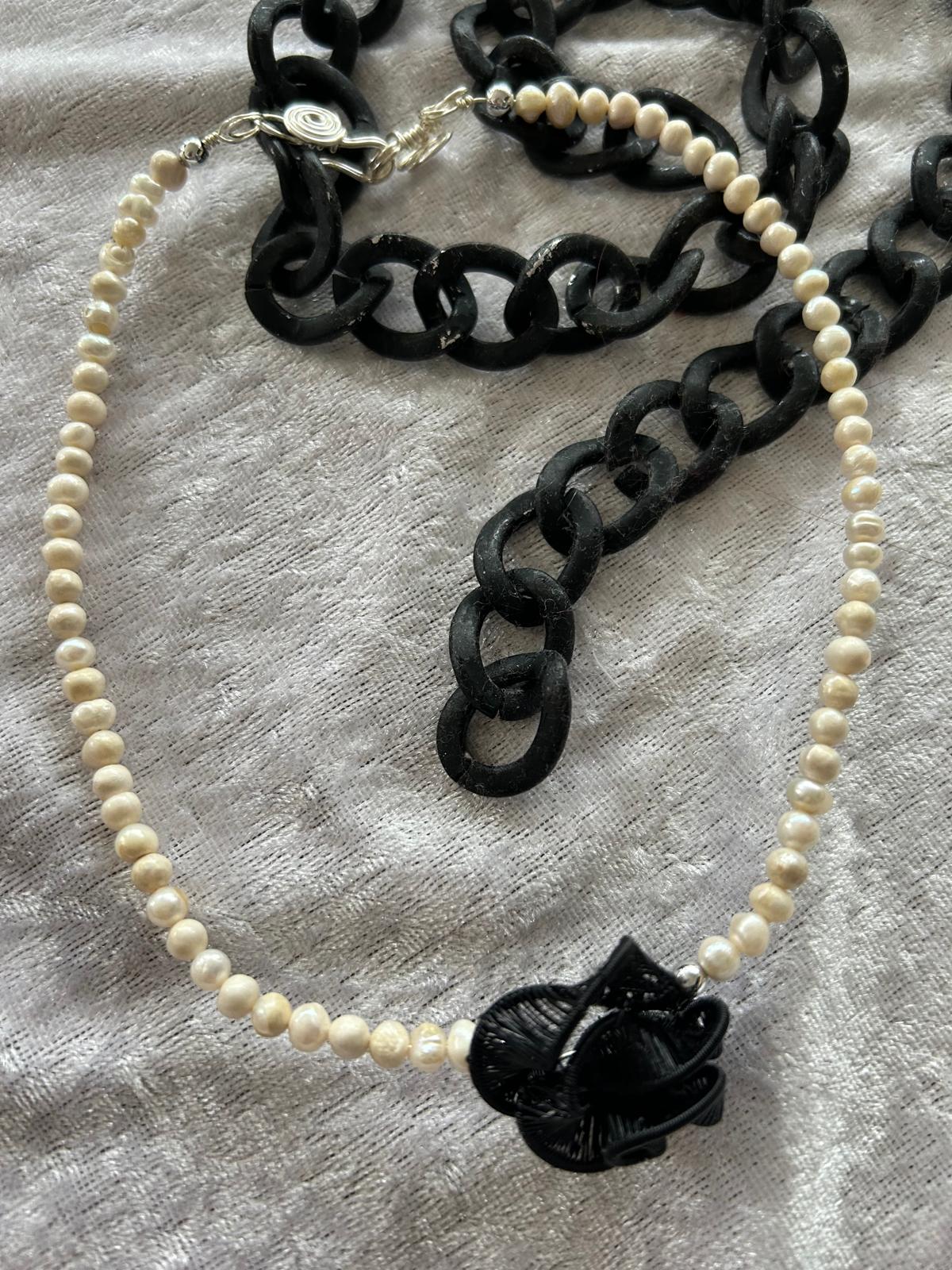 Pearl Rose Elegance Necklace