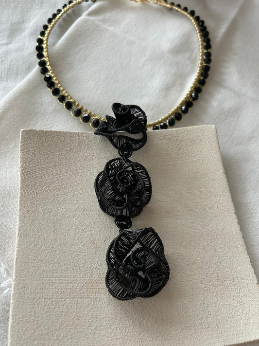 Noir Rose Necklace